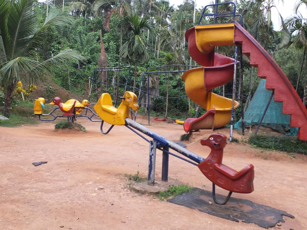 Bed and Breakfast Wayanad Royal Stream Kalpatta Exterior foto